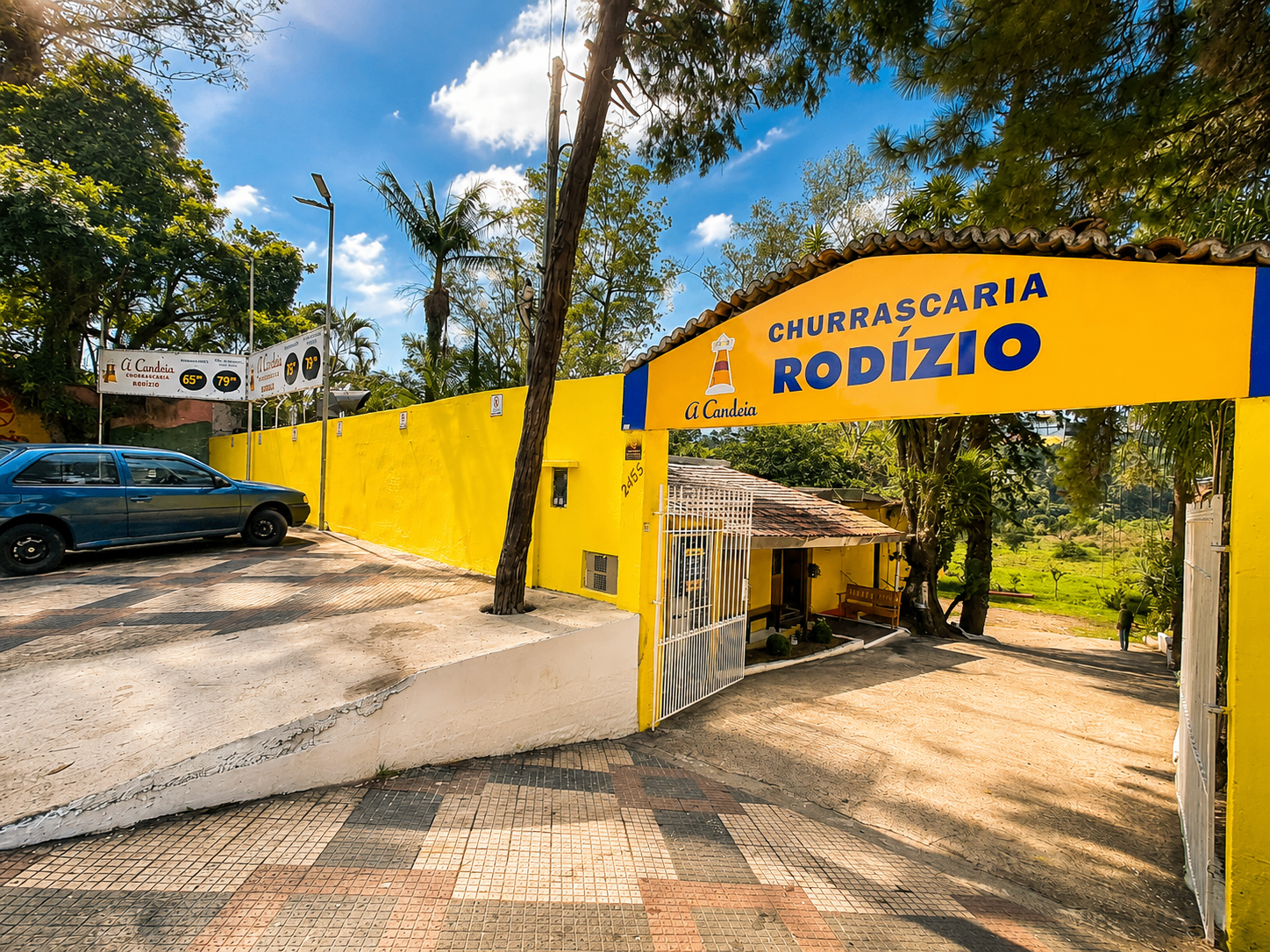 Entrada da Churrascaria A Candeia em Diadema